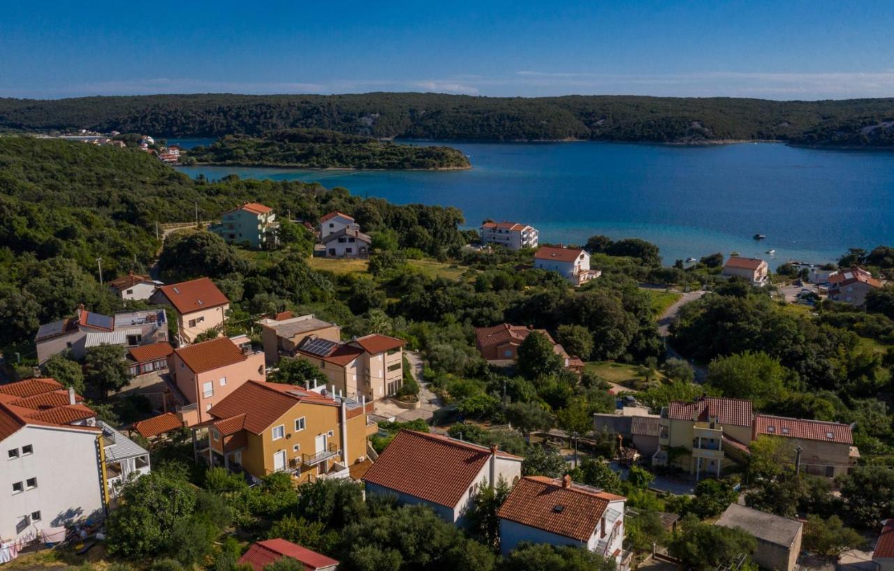 Apartments Makaus سوبيتارسكا دراغا الغرفة الصورة