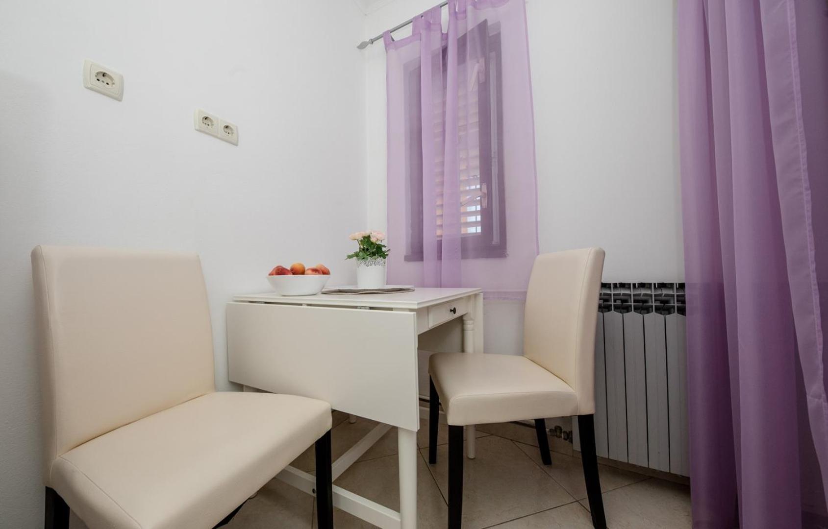 Apartments Makaus سوبيتارسكا دراغا الغرفة الصورة